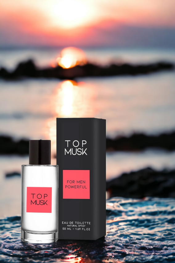 Top Musk est un parfum d'attirance dernière génération fabriqué en France. Il contient phéromones et musc qui se marient harmonieusement pour offrir un parfum agréable et raffiné qui va attirer les femmes et éveiller leur désir. Caractéristiques : - Parfum d'attirance pour hommes - Aphrodisiaque, provoque le désir - Fabriqué en France - Flacon de 50 ml - Marque : Ruf Notes : Notes de tête : citron, bergamote, feuilles de menthe, romarin / Notes de cœur : jasmin, géranium, clous de girofle, canelle, pin / Notes de fond : cèdre, santal, mousse, fèves tonka absolue, ciste, ambre.