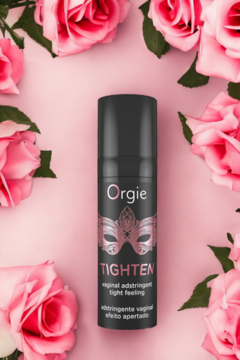 Excitation pour elle : sensation de Resserrement Vaginal, ne provoque pas de sècheresse, ingrédients naturels ! "Tighten Intimate Gel" est formulé à partir d’extraits naturels de lavande et de camomille, combinés à d’autres ingrédients sélectionnés pour favoriser la sensation de resserrement et les bienfaits pour la peau grâce à ses propriétés tonifiantes et astringentes, sans interférer sur la lubrification naturelle des femmes. Caractéristiques : - Gel intime raffermissant pour les muscles vaginaux - Propriétés tonifiantes et astringentes - Ne provoque pas de sécheresse - Flacon airless - Contenance : 15 ml - Non testé sur des animaux - Sans parabène - Testé gynécologiquement et urologiquement - Fabriqué au Portugal - Marque : Orgie Composition : AQUA, PROPYLENE GLYCOL, GLYCERIN, ALCOHOL, PHENoXYETHANoL, CARBOMER, ISOPROPYL ALCOHOL, NIACINAMIDE, AMINoMETHYL PROPANoL, CHAMOMILLA RECUTITA FLOWER EXTRACT, DISODIUM EDTA, LAVANDULA ANGUSTIFOLIA FLOWER EXTRACT, ETHYLHEXYLGLYCERIN, POTASSIUM SORBATE, SORBIC ACID