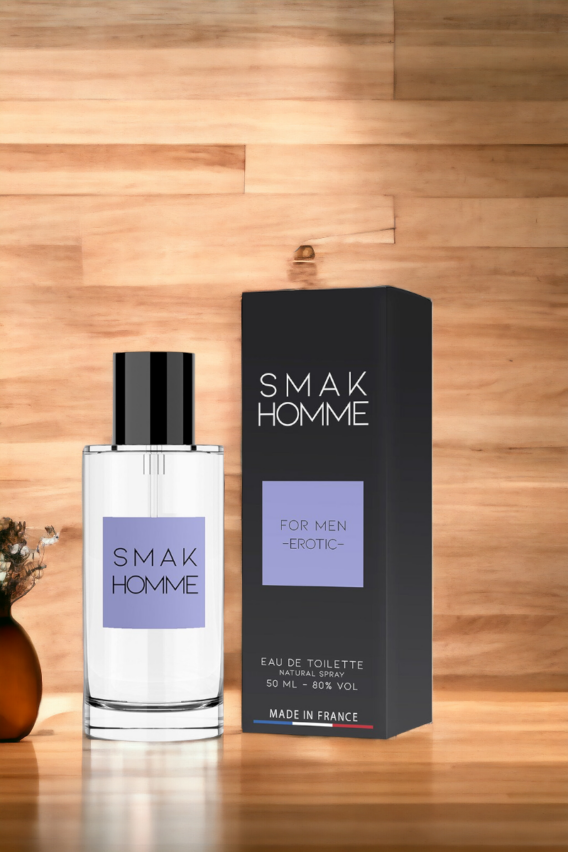 Fabriqué en France, Smak est une eau de toilette érotique pour homme aux senteurs aphrodisiaques et aux notes viriles. Pulvérisé sur les vêtements, il agit sur l'odorat et stimule la libido des femmes pour les rendre réceptives à l'amour. Caractéristiques : - Eau de toilette pour hommes - Aphrodisiaque, provoque le désir - Fabriqué en France - Flacon de 50 ml - Marque : Ruf composition : Notes de tête : citron / bergamote / cardamome / vert. Notes de cœur : sauge sclarée / lavandin / cèdre / patchouli / jasmin / iris / accord aromatique. Notes de fond : musc / vanille / ambre / benjoin / coumarine Ingrédients : Alcohol, Aqua (water), Parfum (fragrance), Alpha Isomethyl Ionone, Cinnamal, Citral, Coumarin, Geraniol, Limonene, Linalool.