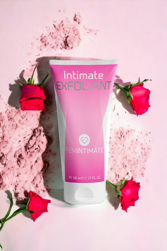 Intimate Exfoliant, est un exfoliant intime à base de produits naturels, qui permet d'adoucir la peau, de la préparer avant l'épilation ou le rasage, et d'éviter les poils incarnés. Caractéristiques : - Exfoliant / gommage intime - A base d'ingrédients naturels - Prévient les poils incarnés, adoucit la peau - Contenance : 50 ml - Marque : Femintimate Ingredients : Aqua, Paraffinum Liquidum, Glycerin, Pentylene Glycol, Caprylic/Capric Triglyceride, Bambusa Arundinacea Stem Powder, Oriza Sativa Powder, Carbomer, Sodium Hydroxide, Levulinic Acid, Parfum, Disodium Edta, Glyceryl Caprylate, Carica Papaya Fruit Extract, Glycine Soja Oil, Potassium Sorbate, Sodium Benzoate, Tocopherol, Beta-Sitosterol, Squalene, CI 15985.